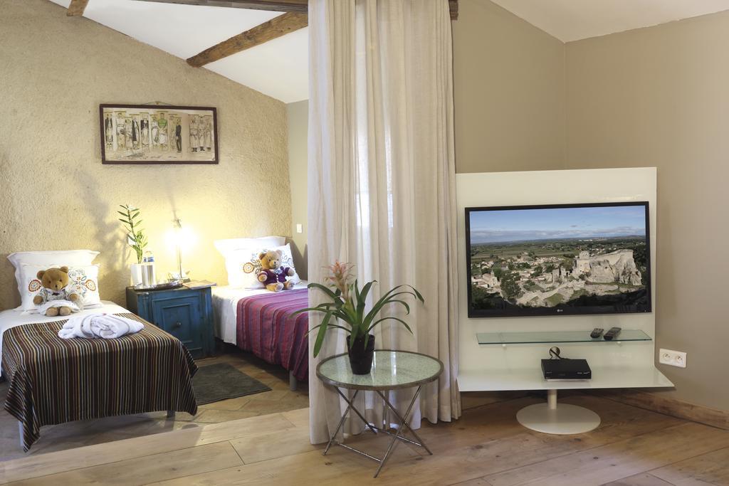 La Casa De Boulbon Bed & Breakfast Phòng bức ảnh