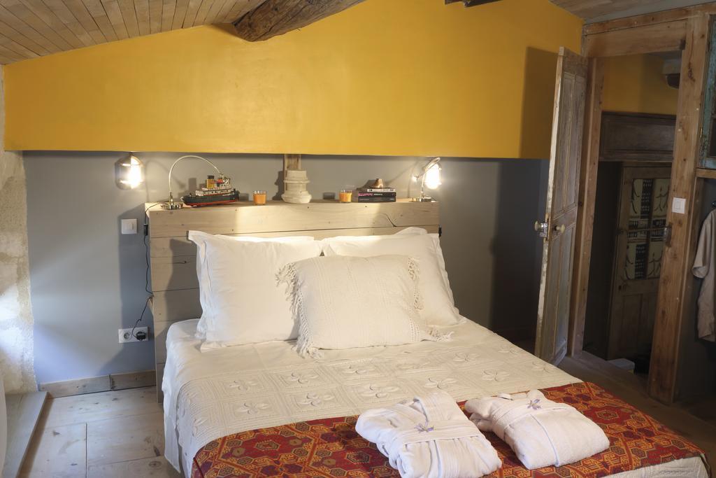 La Casa De Boulbon Bed & Breakfast Phòng bức ảnh